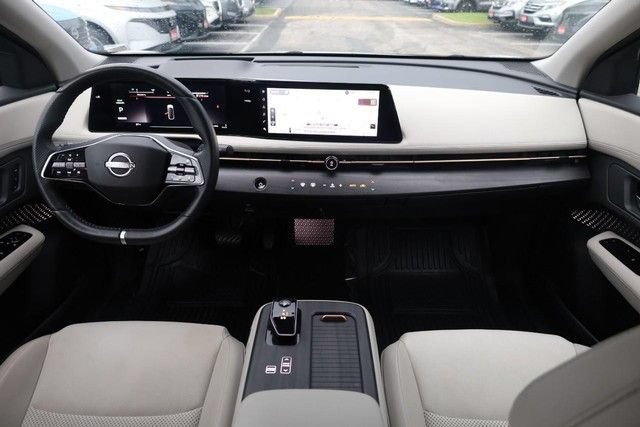Used 2023 Nissan Ariya FWD image 22