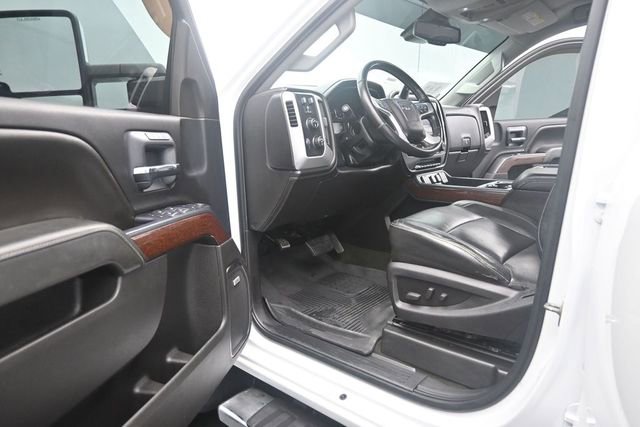 Used 2015 GMC Sierra 2500 SLT AWD/4WD image 9