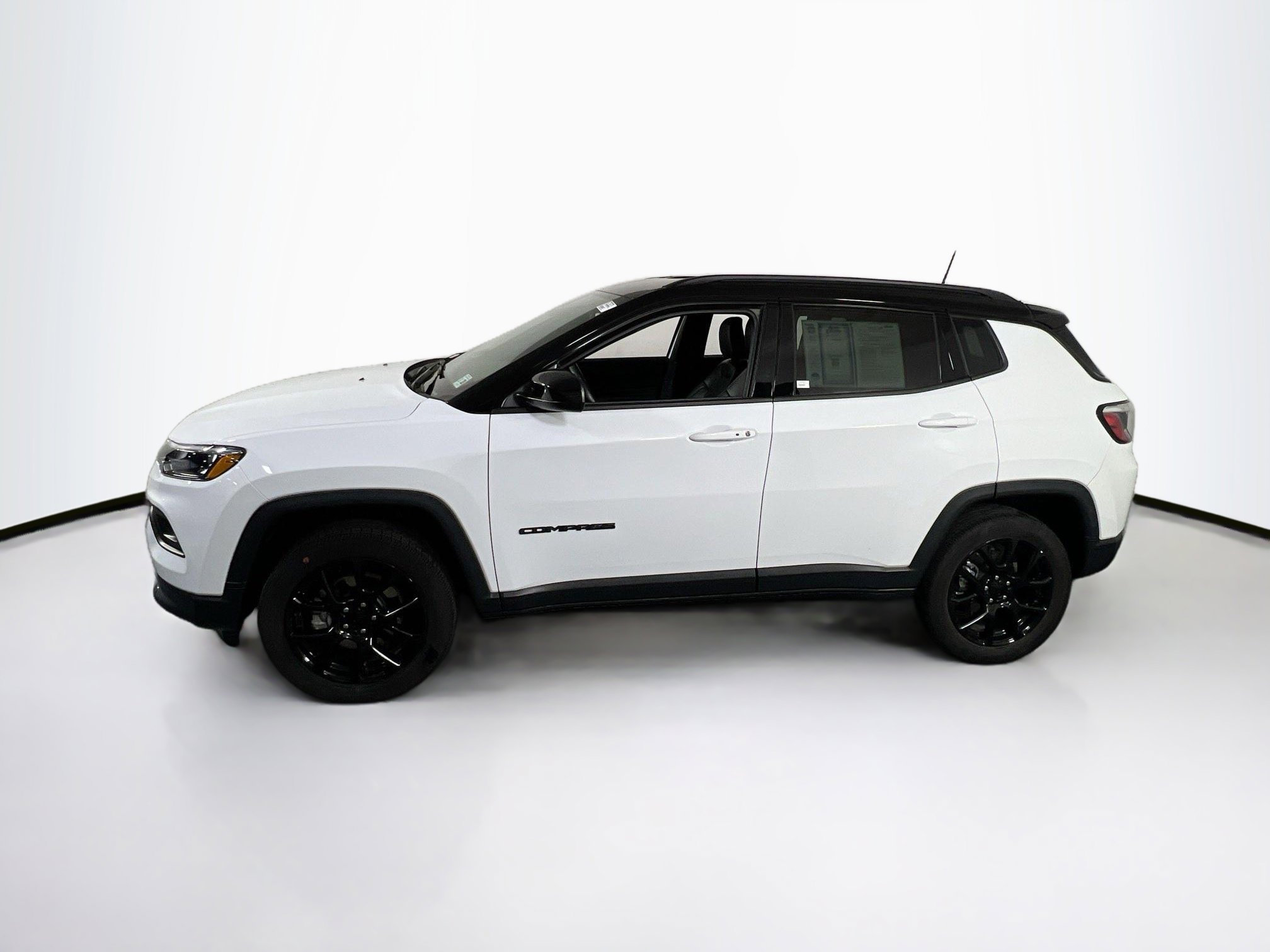 Used 2022 Jeep Compass Altitude w/ Convenience Group image 8