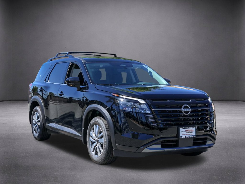 New 2026 Nissan Pathfinder SL w/ Cargo Package FWD image 3
