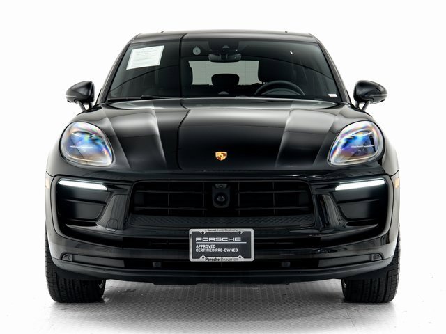 Certified 2025 Porsche Macan image 32