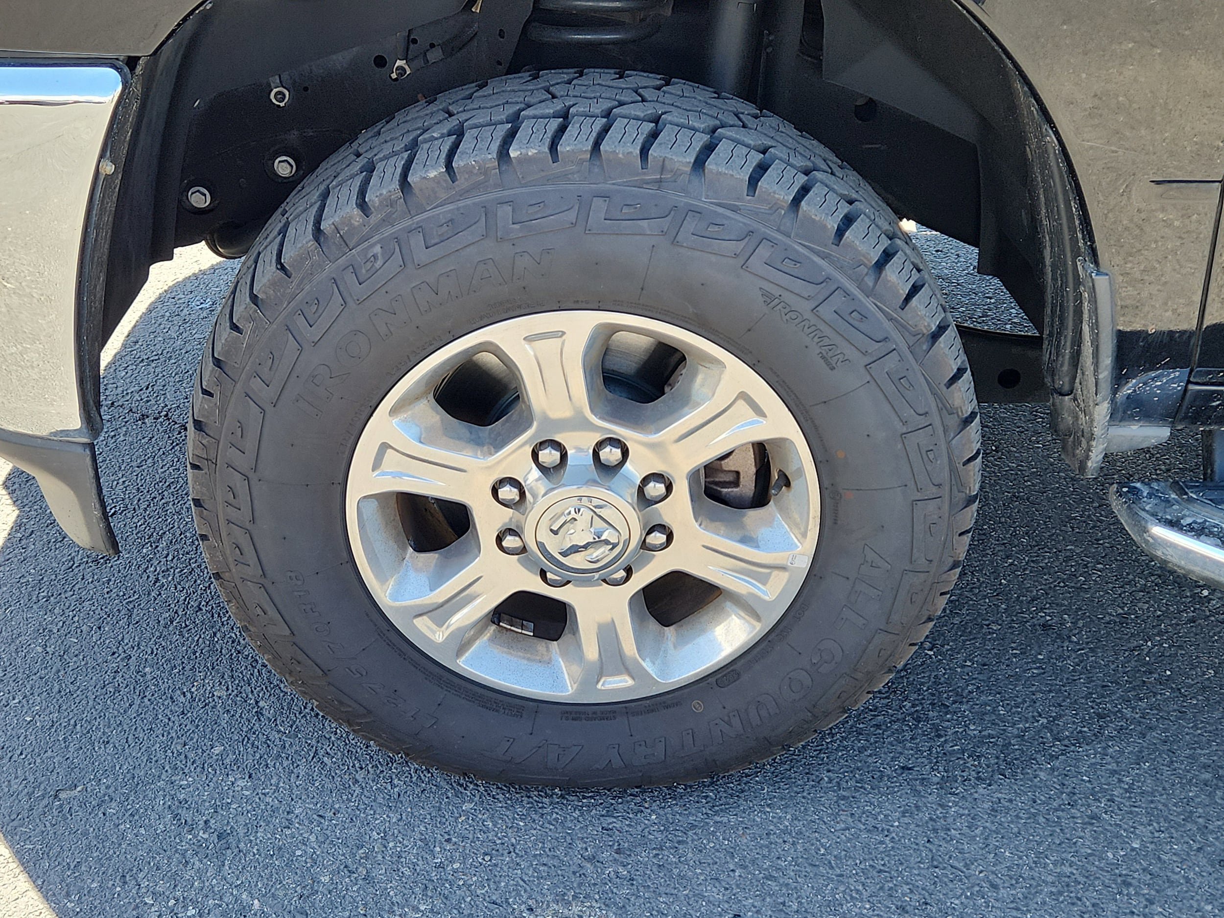 Used 2024 RAM 2500 Big Horn AWD/4WD image 7
