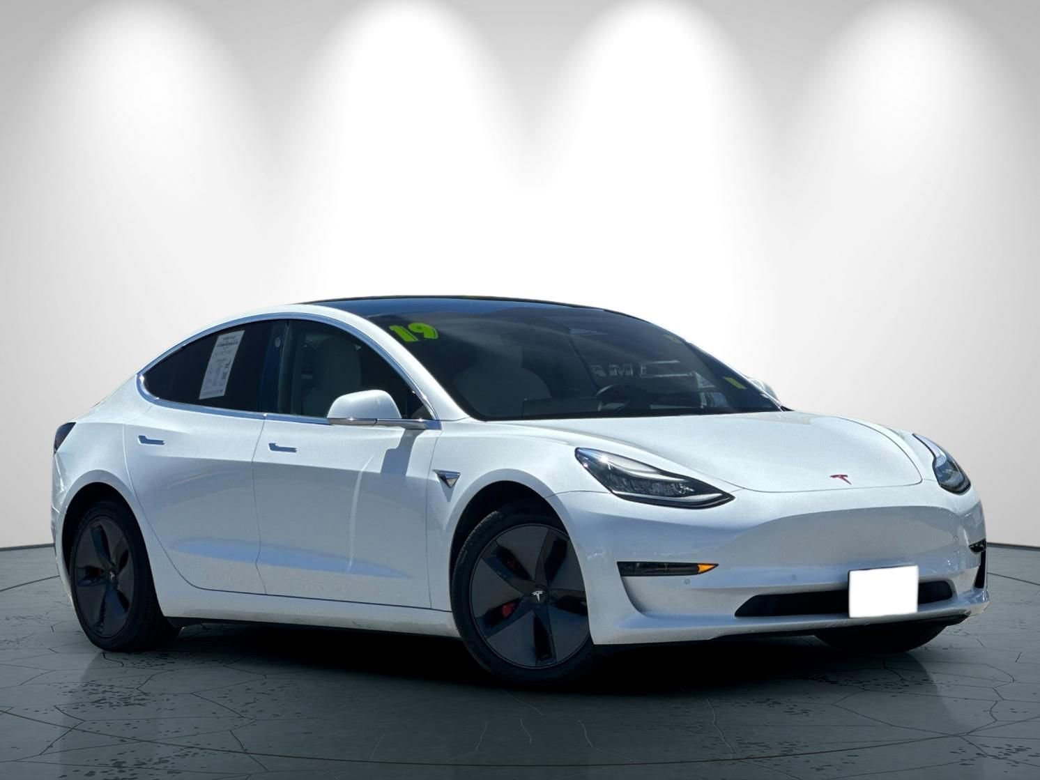 Used 2019 Tesla Model 3 Long Range AWD/4WD image 2