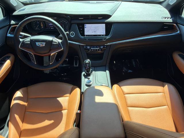 Used 2024 Cadillac XT5 Premium Luxury w/ Technology Package FWD image 24