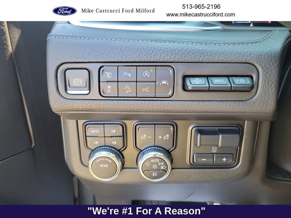 Used 2024 GMC Yukon Denali AWD/4WD image 20