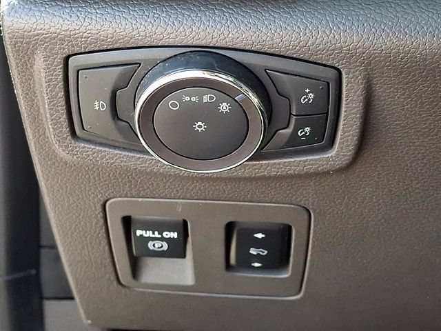 Used 2019 Ford Expedition Limited w/ Equipment Group 301A RWD image 22