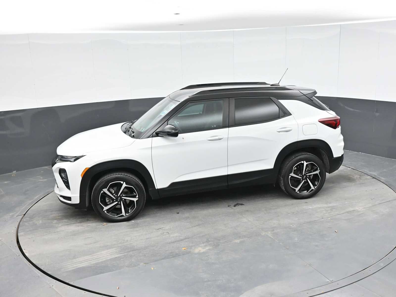 Used 2023 Chevrolet TrailBlazer RS AWD/4WD image 14