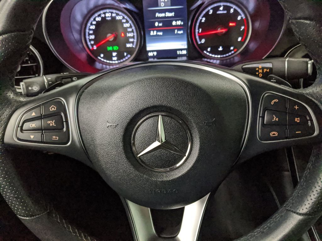 Used 2019 Mercedes-Benz GLC 300 4MATIC image 17