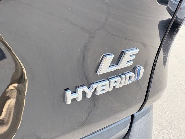 Used 2023 Toyota RAV4 LE AWD/4WD image 26