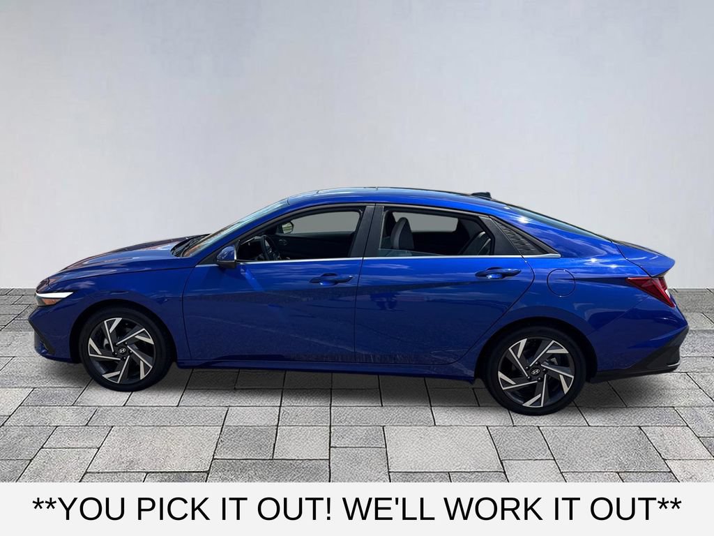 Used 2025 Hyundai Elantra Limited FWD image 4