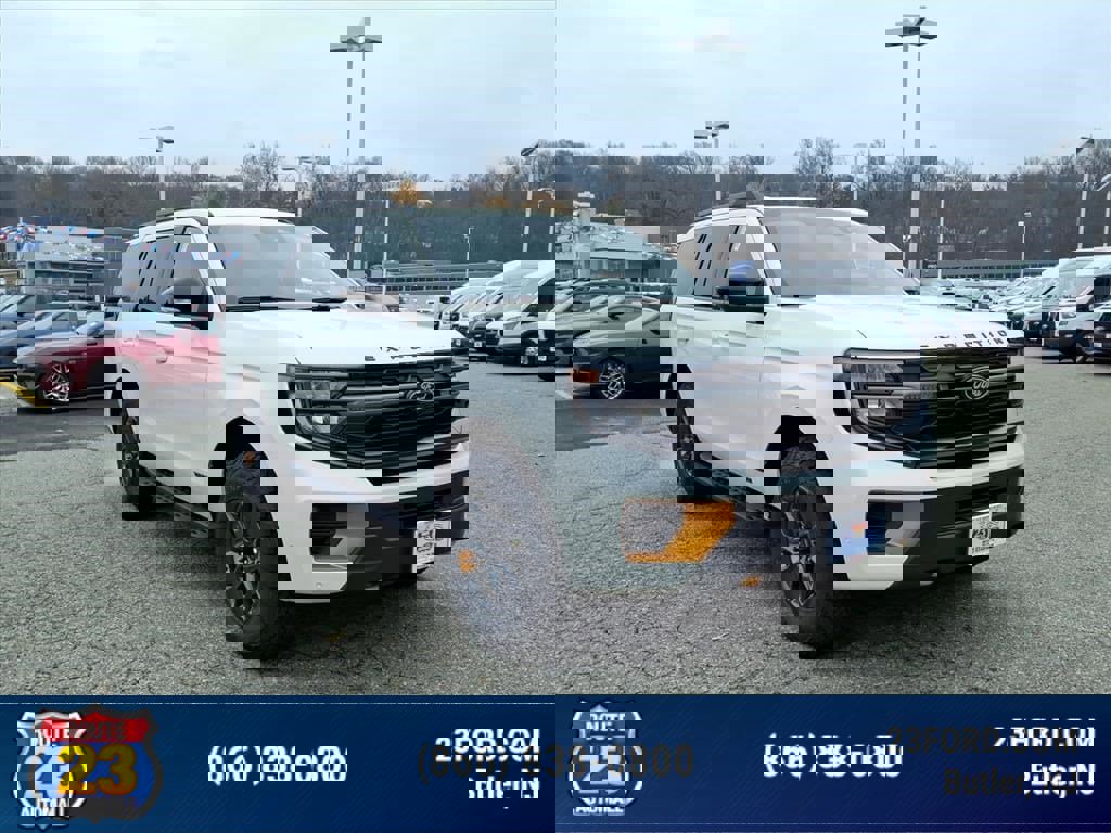 New 2025 Ford Expedition Tremor image 1