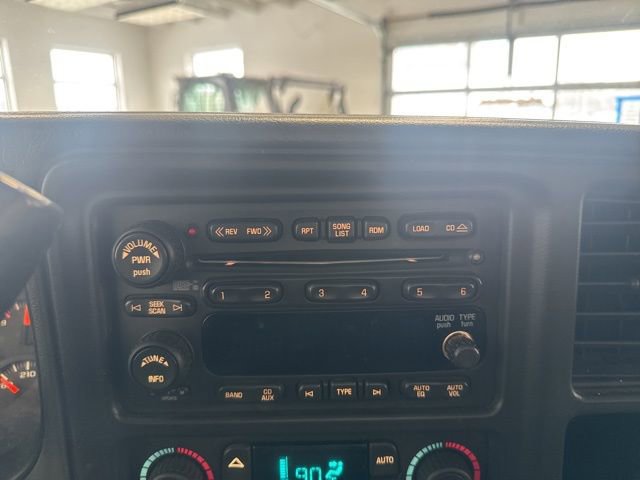 Used 2005 Chevrolet Silverado 3500 LT w/ Heavy-Duty Power Package image 41