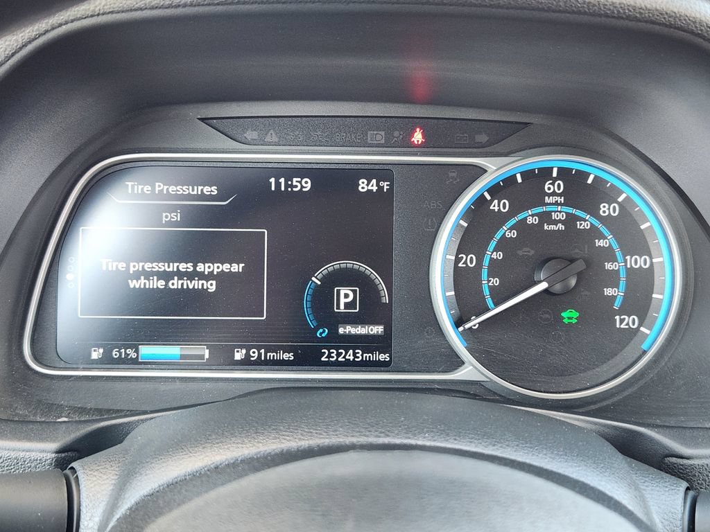 Certified 2024 Nissan Leaf S FWD image 12