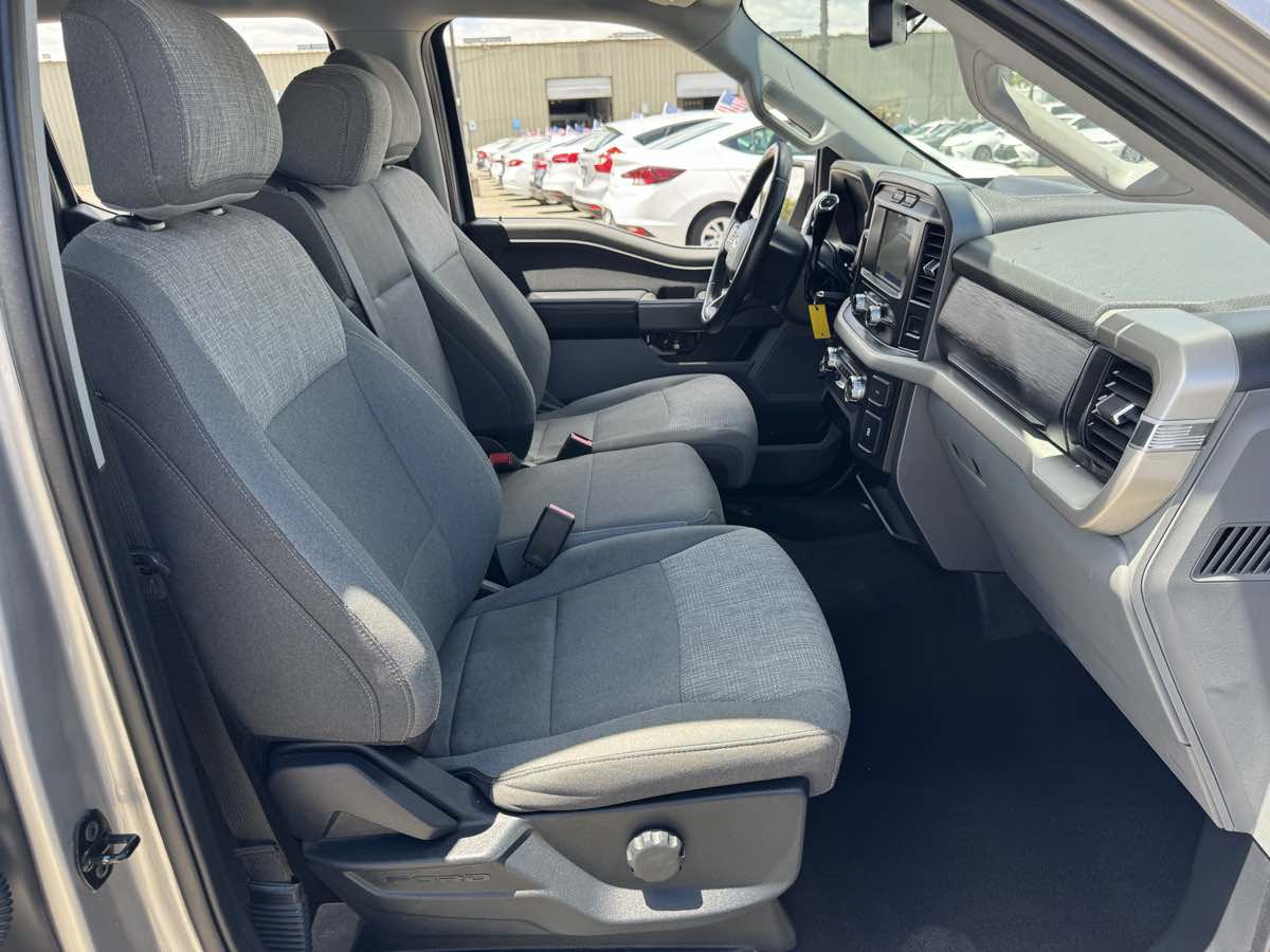 Used 2021 Ford F150 XLT w/ Equipment Group 301A Mid RWD image 12