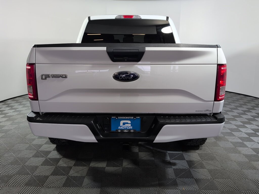 Used 2017 Ford F150 XLT AWD/4WD image 7