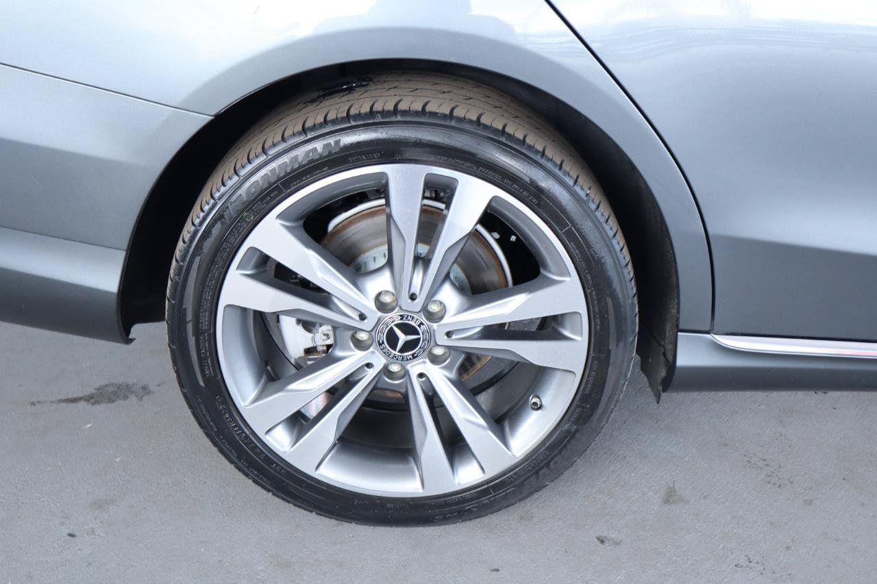 Used 2017 Mercedes-Benz C 300 4MATIC Sedan w/ Premium 1 Package image 5