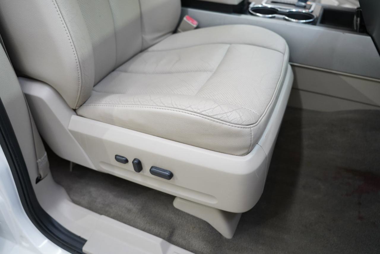 Used 2013 Ford Expedition Limited RWD image 28