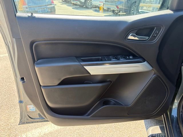 Used 2015 Chevrolet Colorado LT image 12