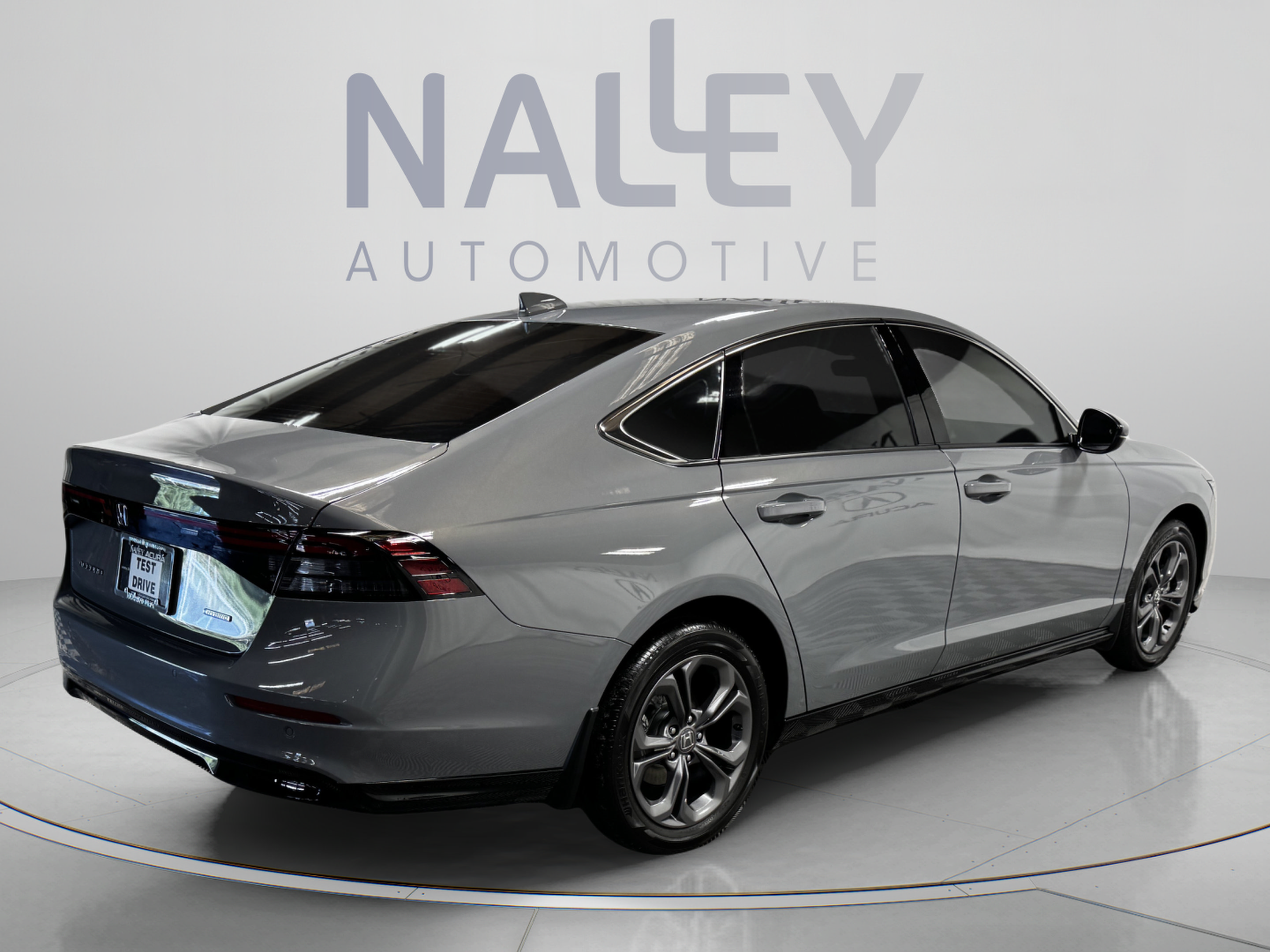 Used 2025 Honda Accord EX-L image 5