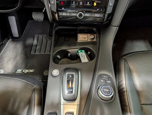 Used 2023 INFINITI QX50 Luxe AWD/4WD image 24