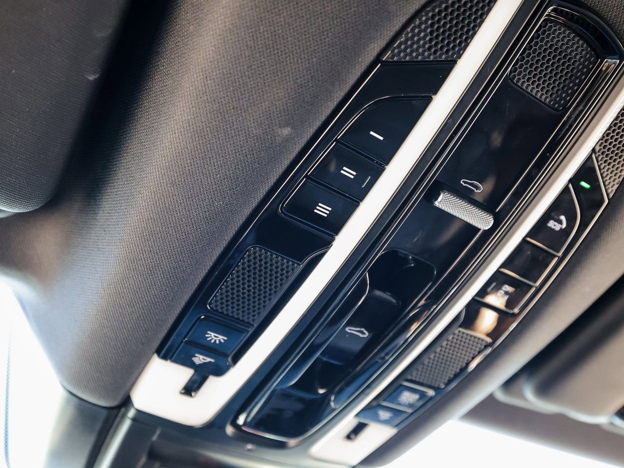 Certified 2020 Porsche Cayenne image 21