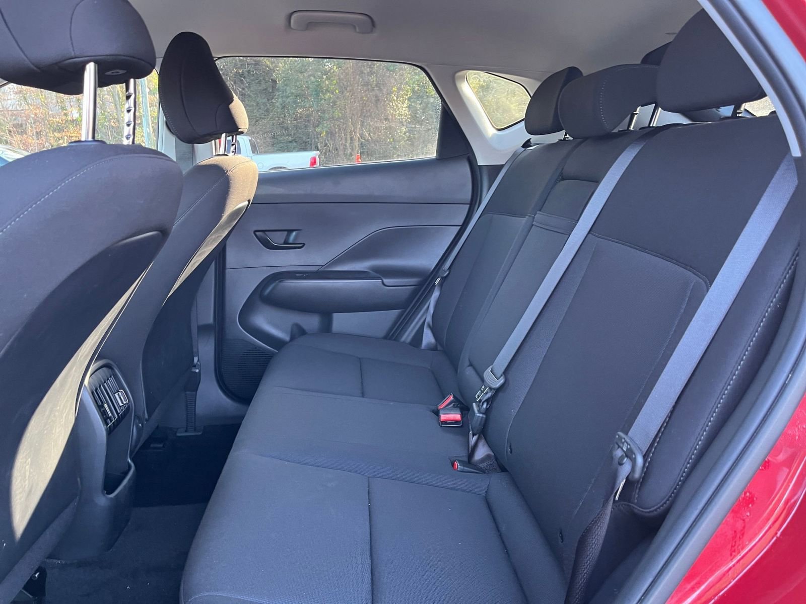 Used 2025 Hyundai Kona SEL image 25