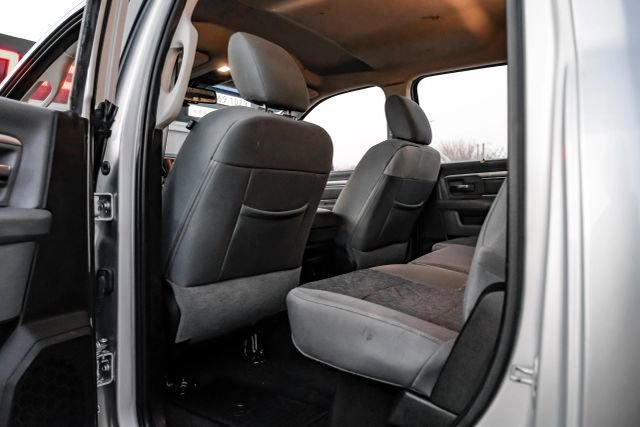 Used 2018 RAM 1500 Lone Star image 44