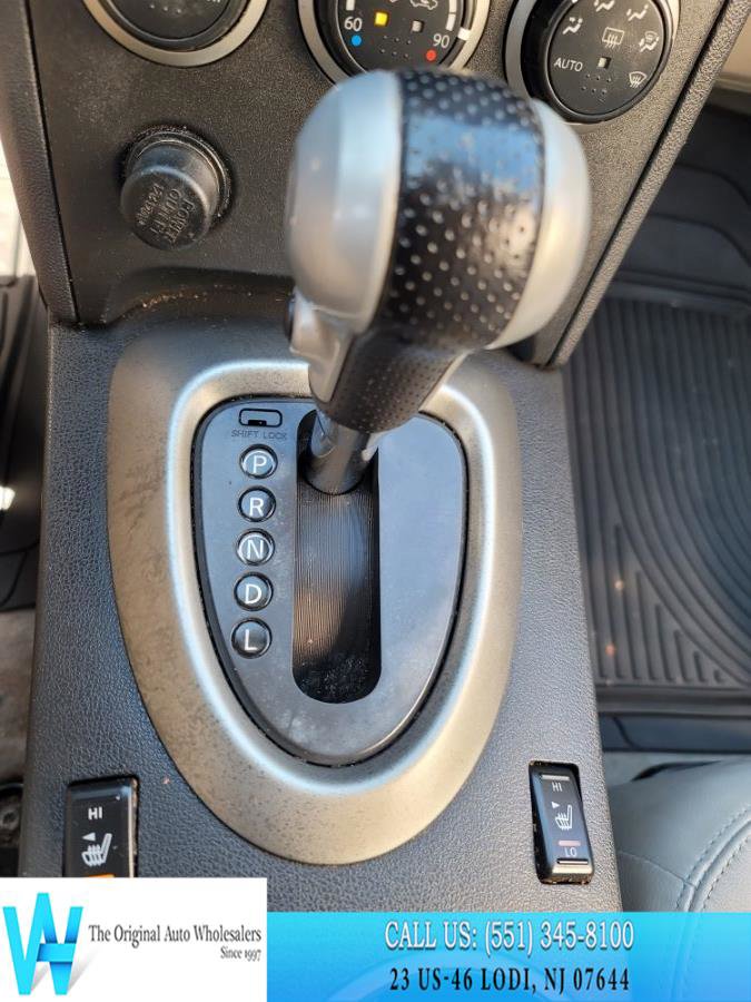 Used 2011 Nissan Rogue SV w/ SL Pkg image 22