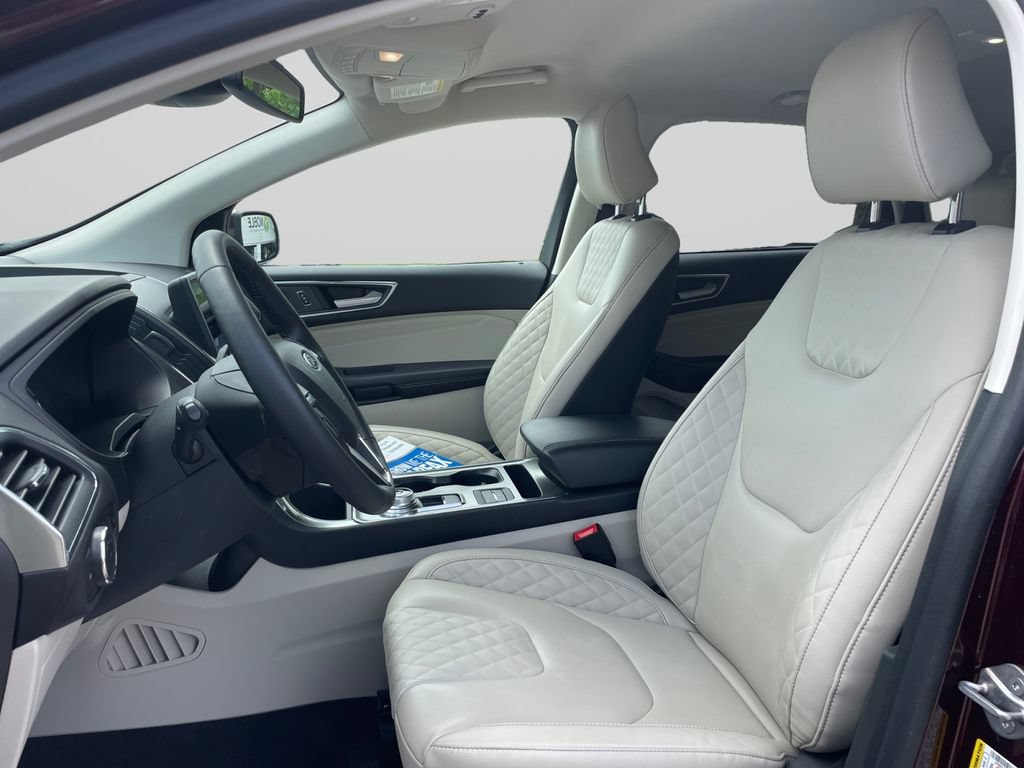 Certified 2024 Ford Edge Titanium AWD/4WD image 21