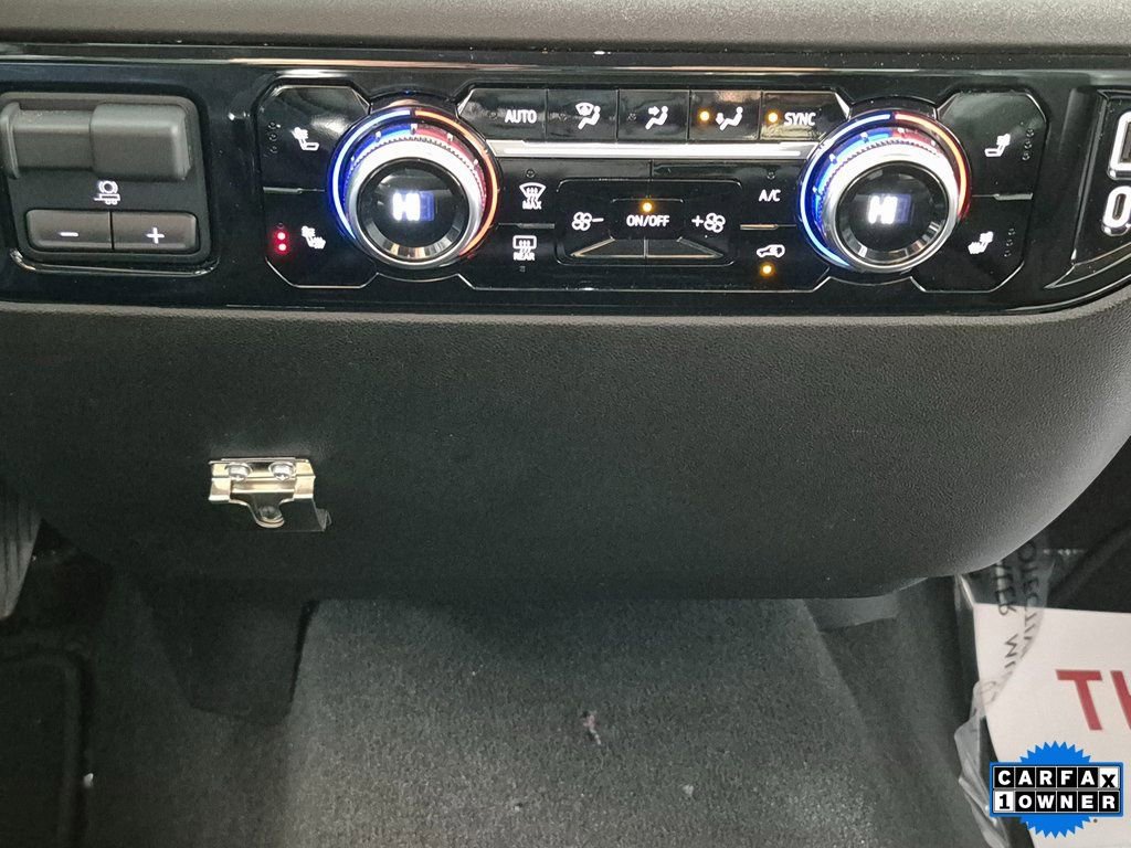 Used 2022 GMC Sierra 1500 SLT image 17