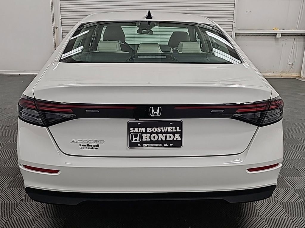 New 2025 Honda Accord SE image 7