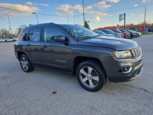Used 2017 Jeep Compass High Altitude image 1