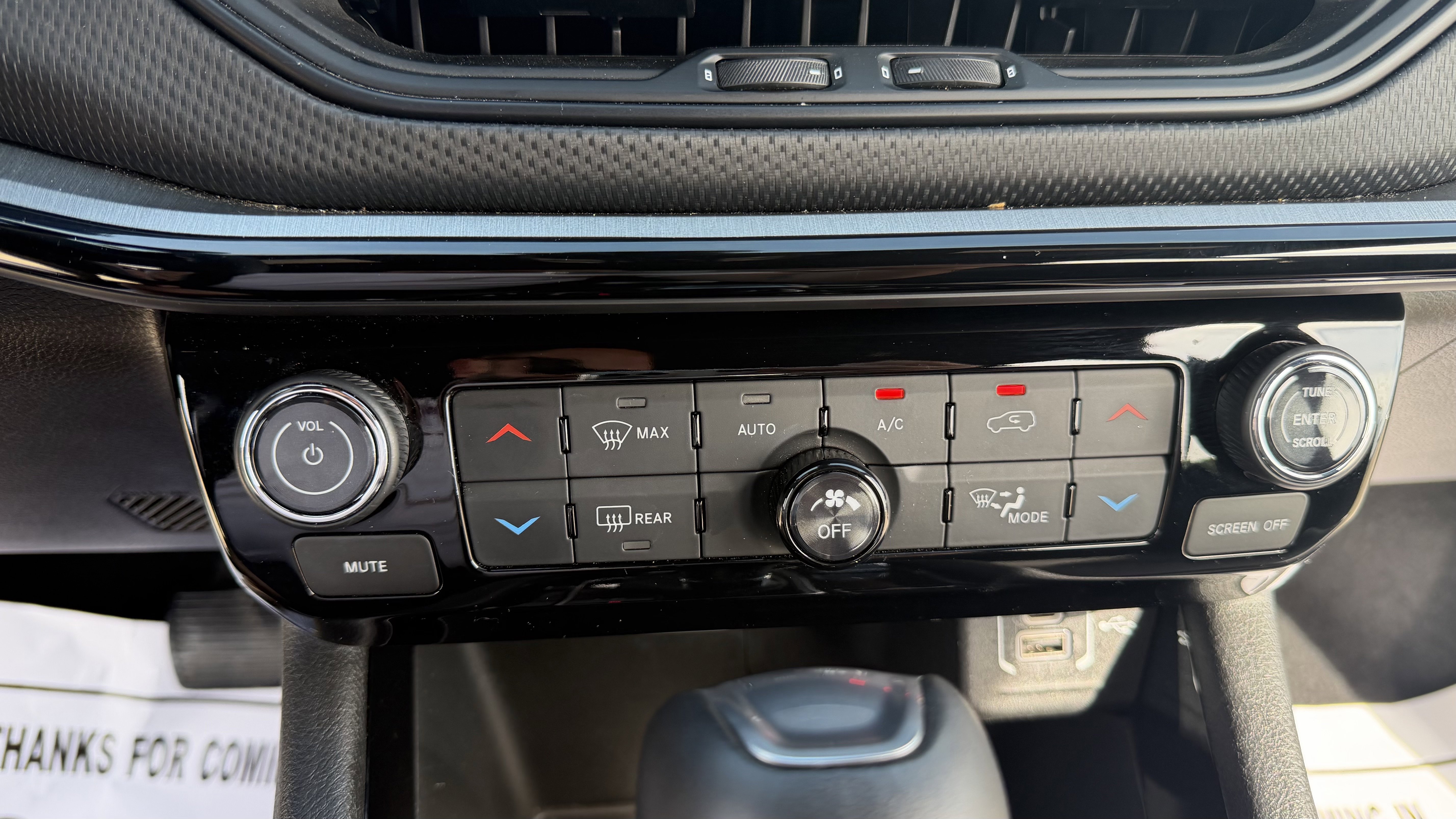 Used 2025 Jeep Compass Trailhawk AWD/4WD image 22
