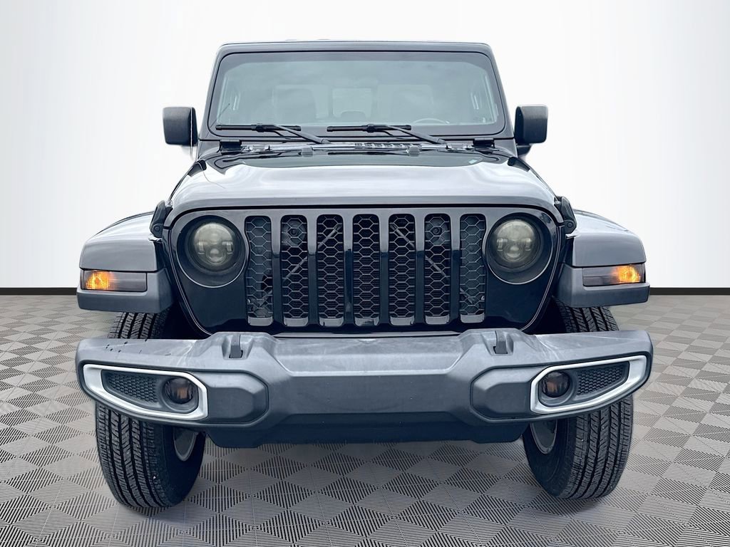 Used 2022 Jeep Gladiator Sport AWD/4WD image 2
