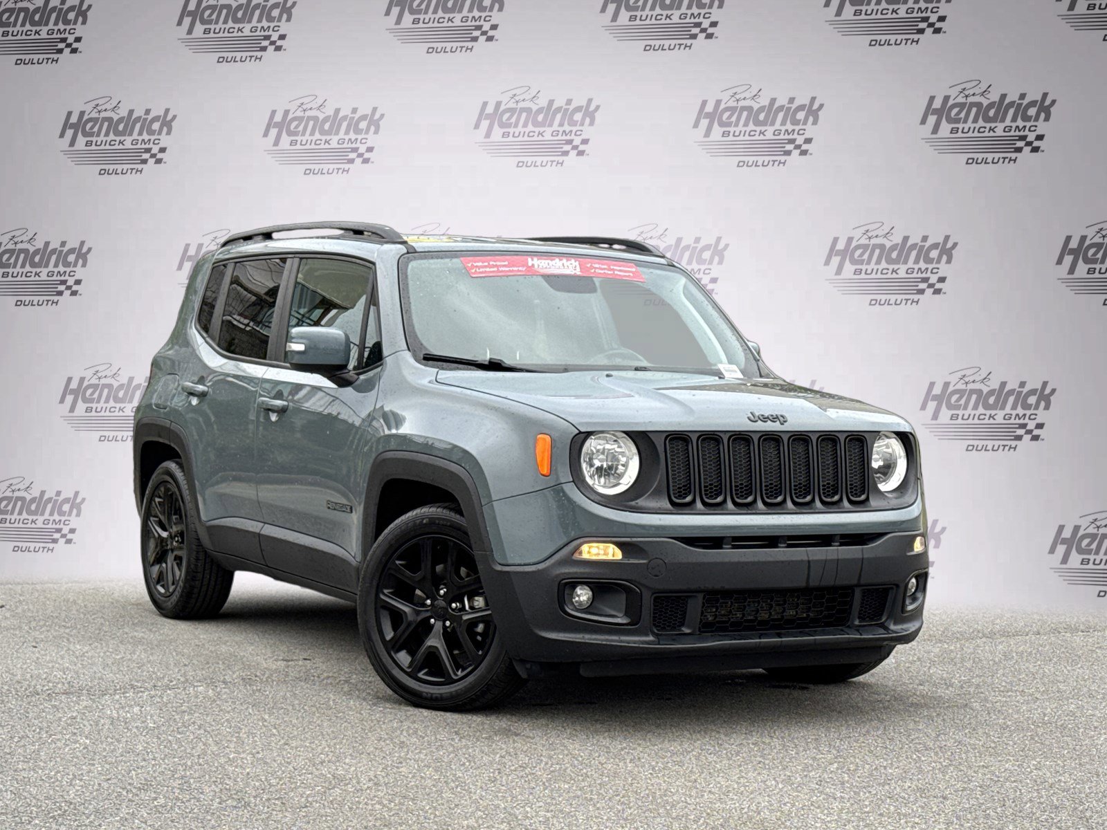 Used 2018 Jeep Renegade Altitude image 2