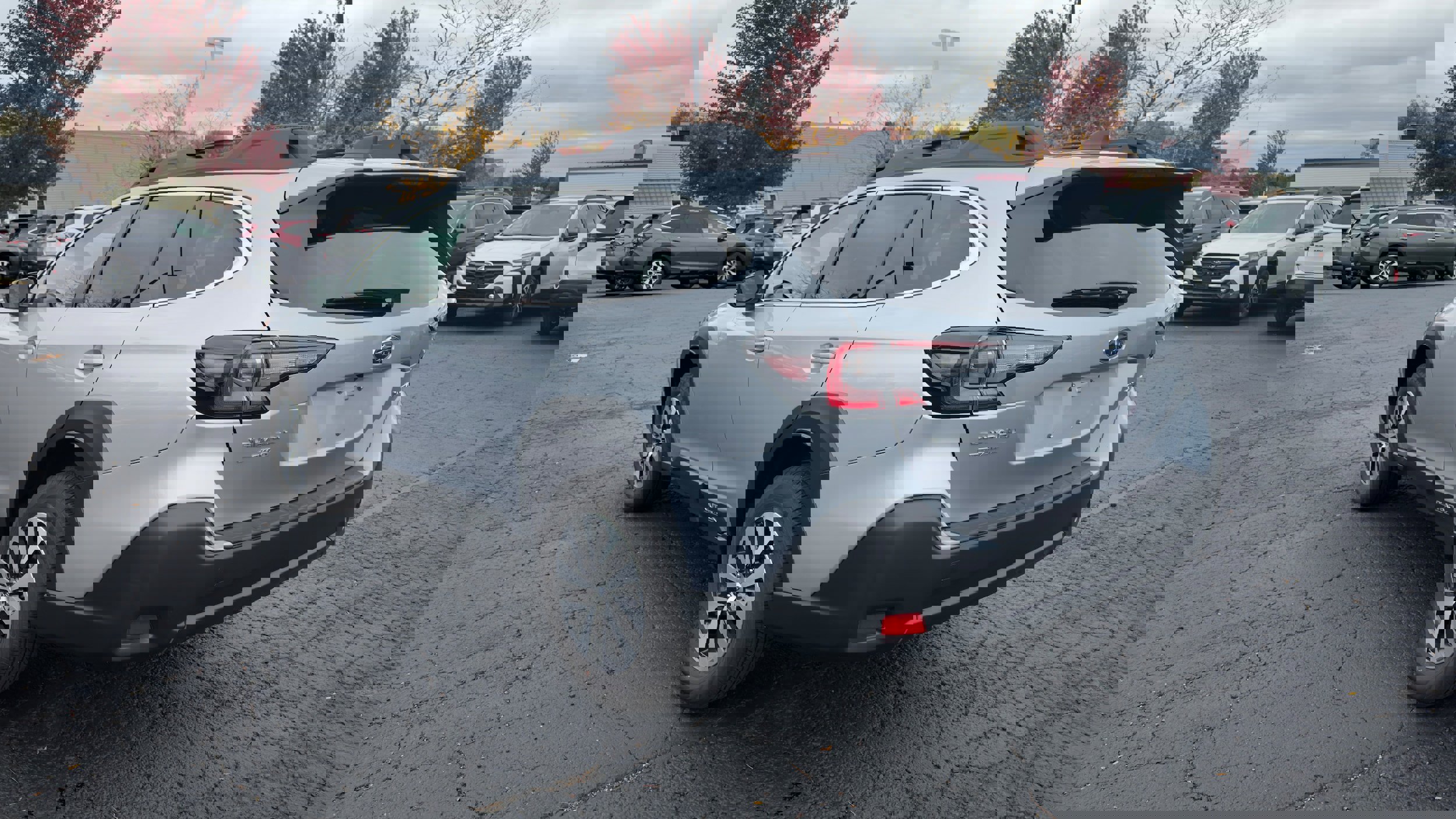 Certified 2025 Subaru Outback Premium image 7