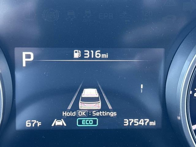 Used 2024 Kia Carnival LX image 22