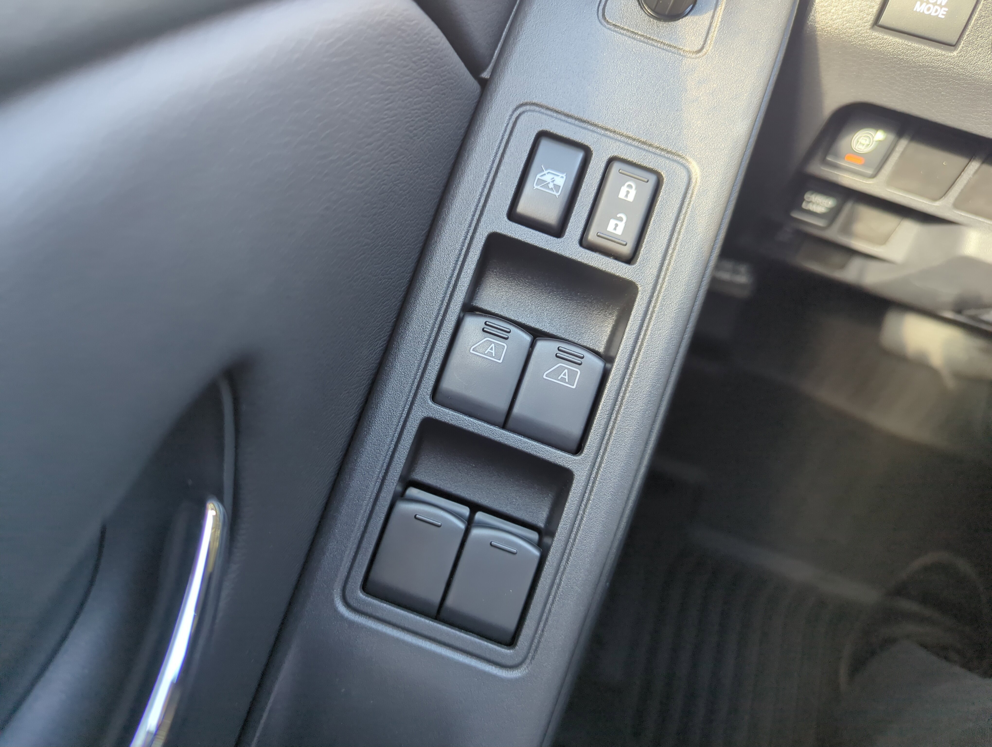 New 2026 Nissan Frontier SV w/ SV Convenience Package image 24