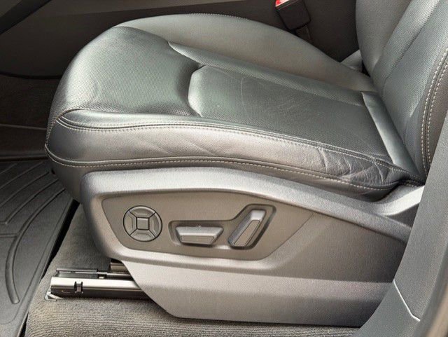 Used 2019 Audi Q8 Premium Plus image 27