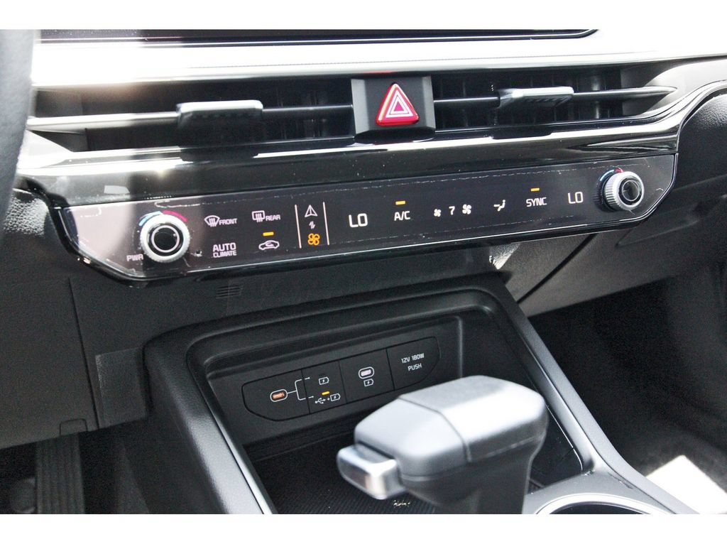 New 2026 Kia K5 LXS FWD image 21