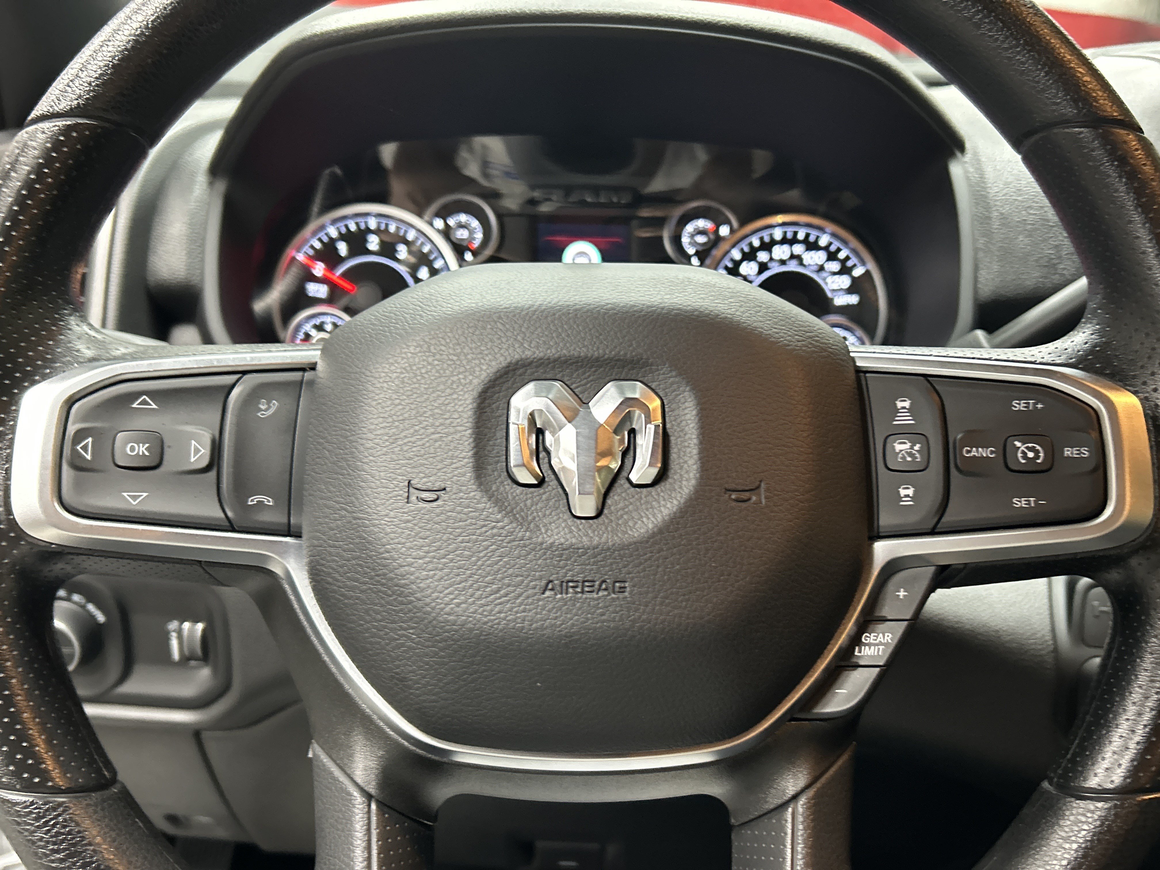 Used 2025 RAM 2500 Tradesman AWD/4WD image 18