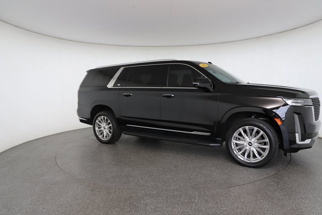 Used 2022 Cadillac Escalade ESV Premium Luxury image 25