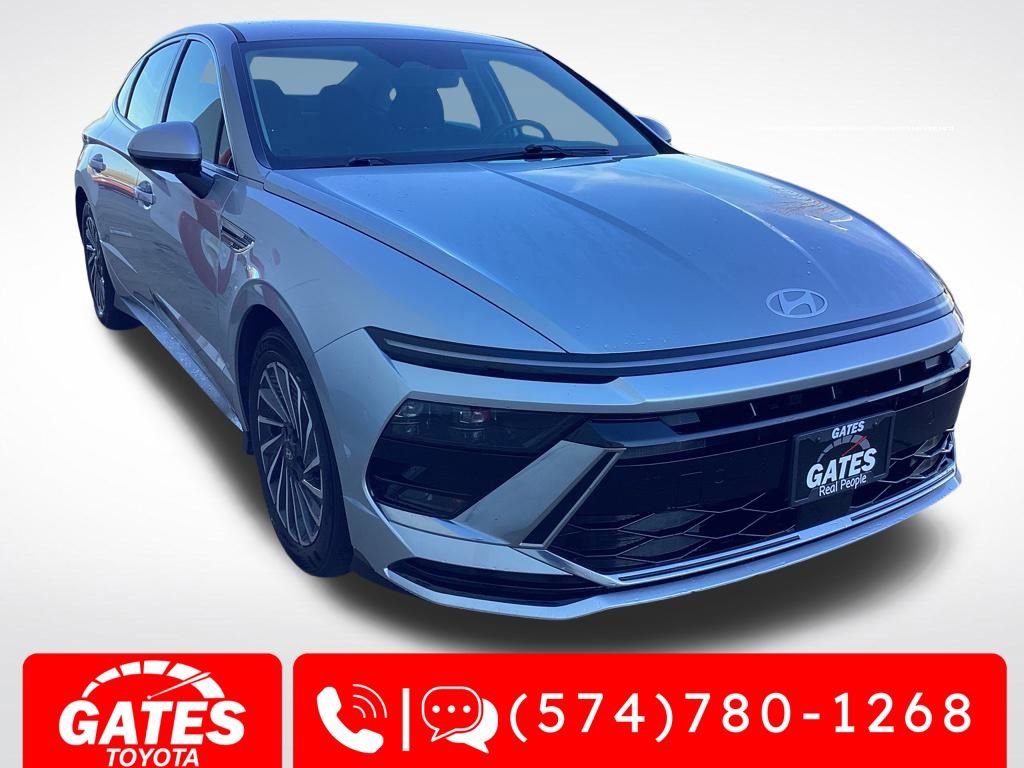 Used 2025 Hyundai Sonata SEL FWD image 1