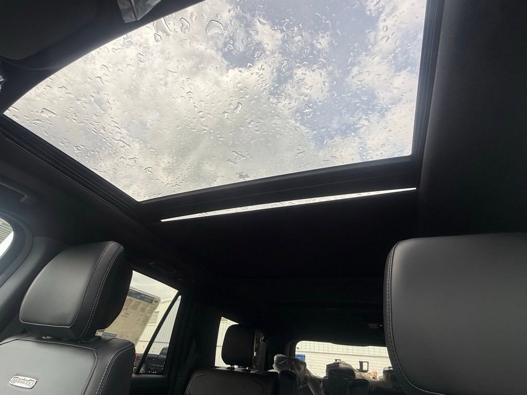 New 2026 Ford Expedition Max Platinum image 29