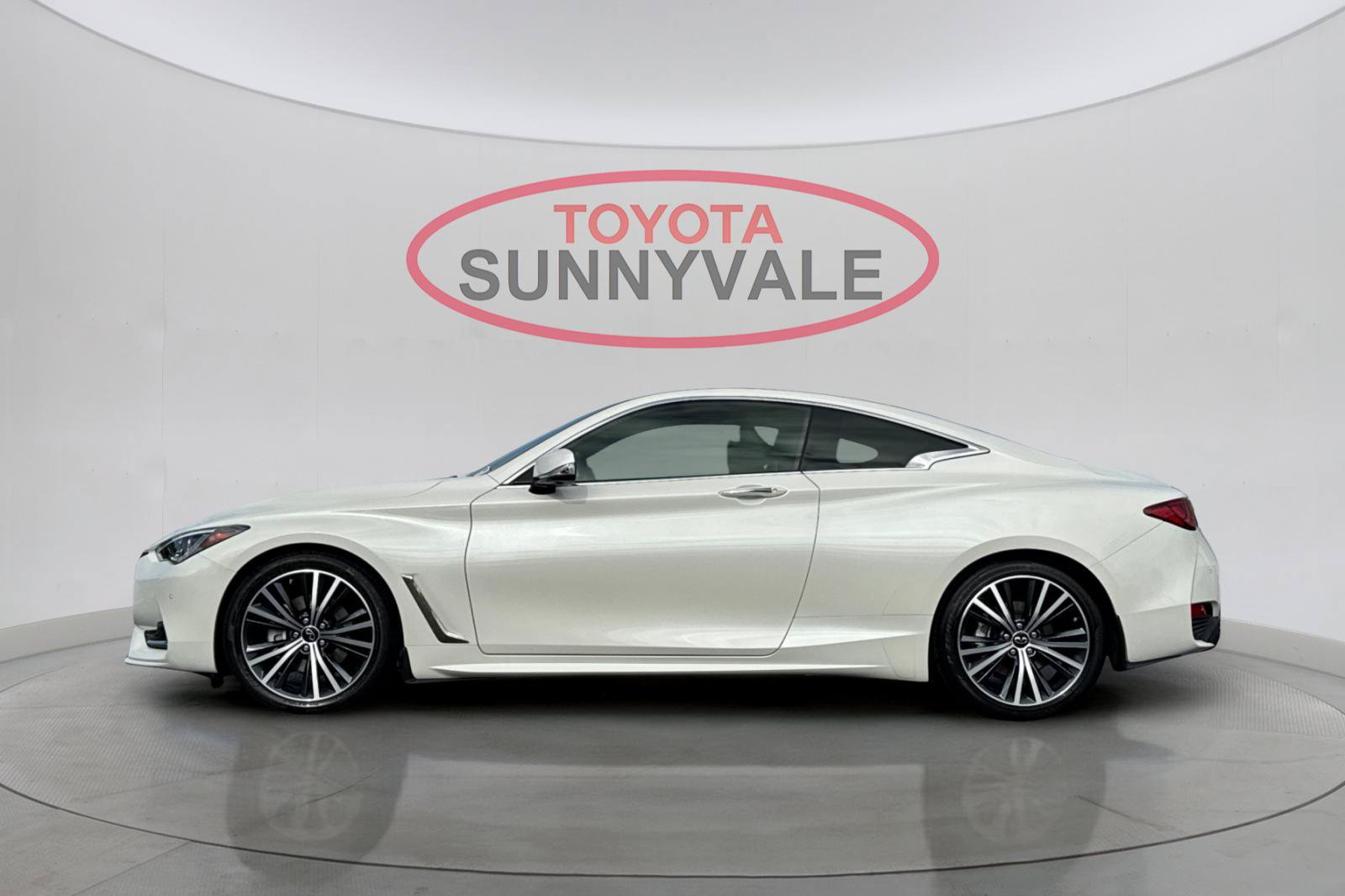 Used 2022 INFINITI Q60 3.0t Luxe w/ Cargo Package RWD image 6