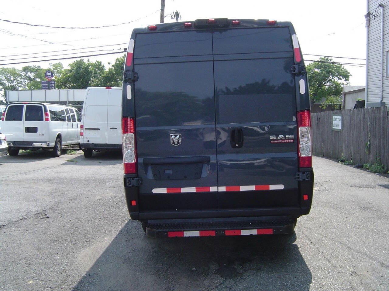 Used 2020 RAM ProMaster 3500 FWD image 5
