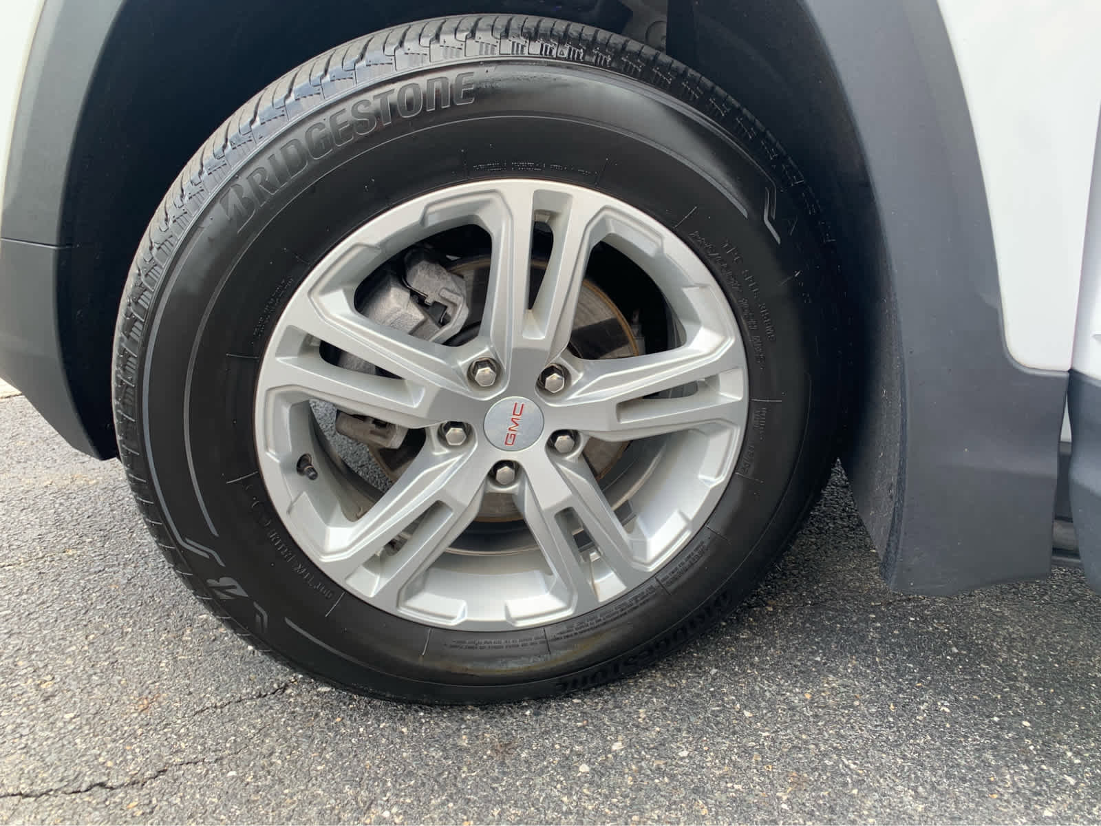 Used 2023 GMC Terrain SLE image 8