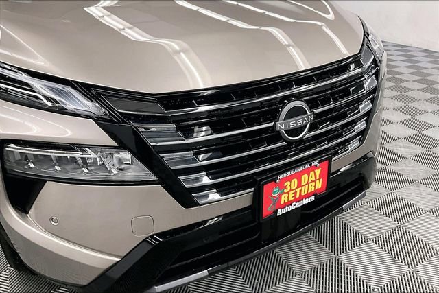 New 2026 Nissan Rogue Platinum image 15