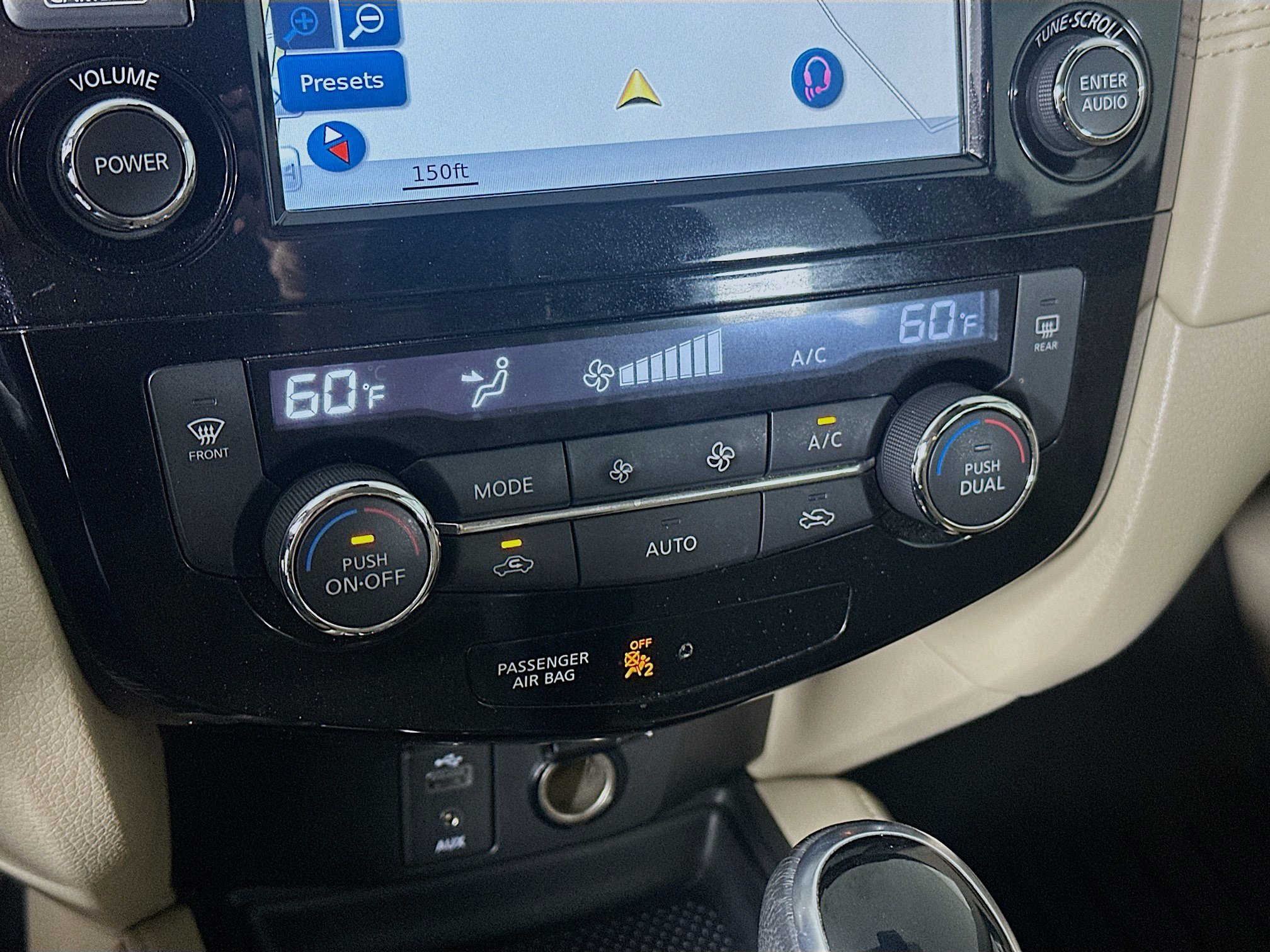 Used 2017 Nissan Rogue SL FWD image 24