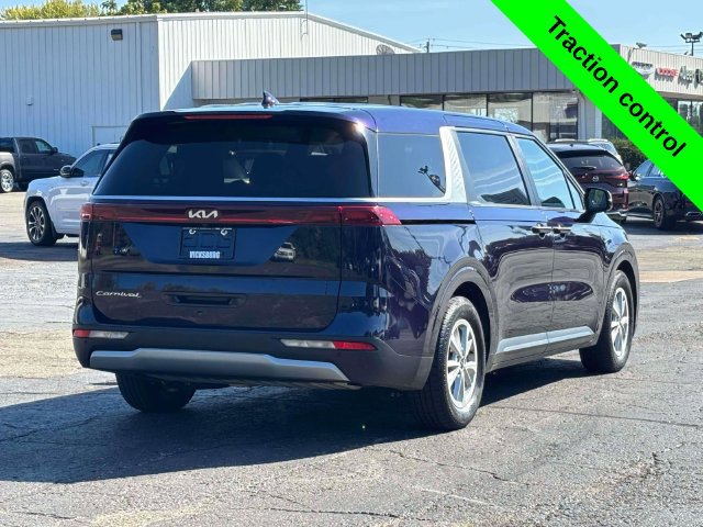 Used 2022 Kia Carnival LX FWD image 33